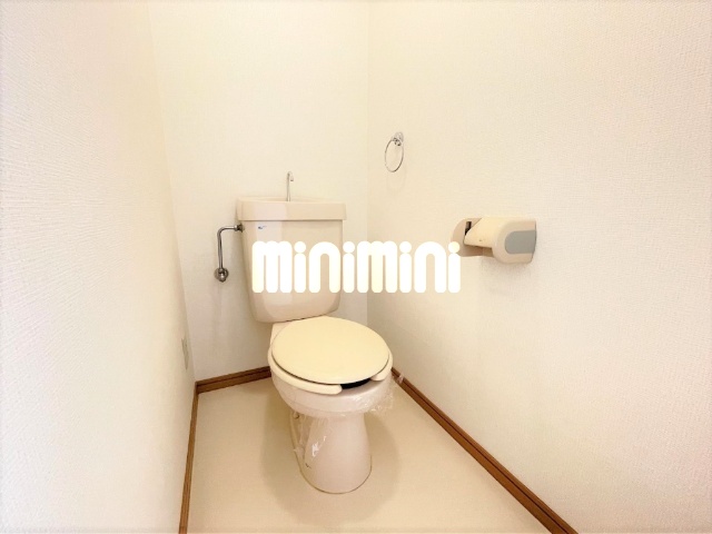 ����9