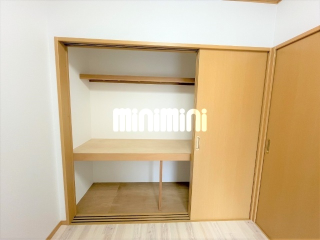 ����6