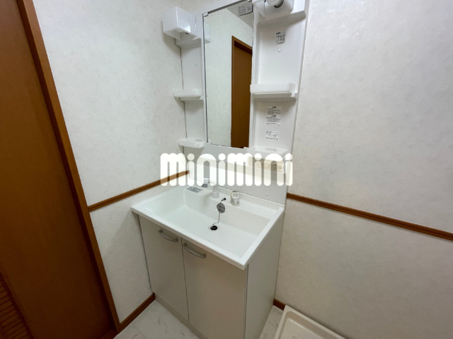����5