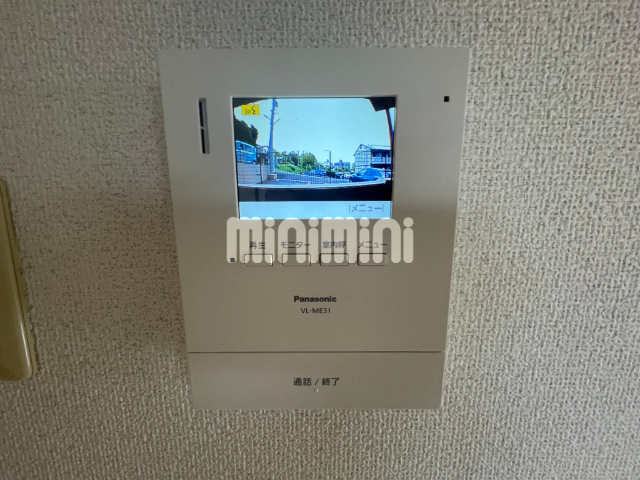 ����11