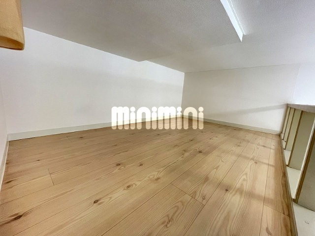 ����7