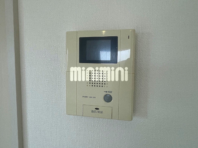 ����10