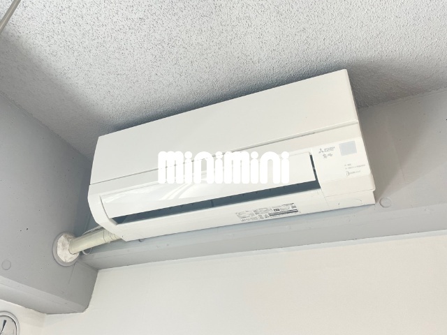 ����10