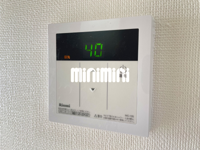 ����11