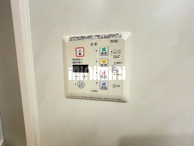 ����11