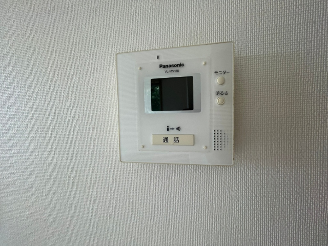 ����10