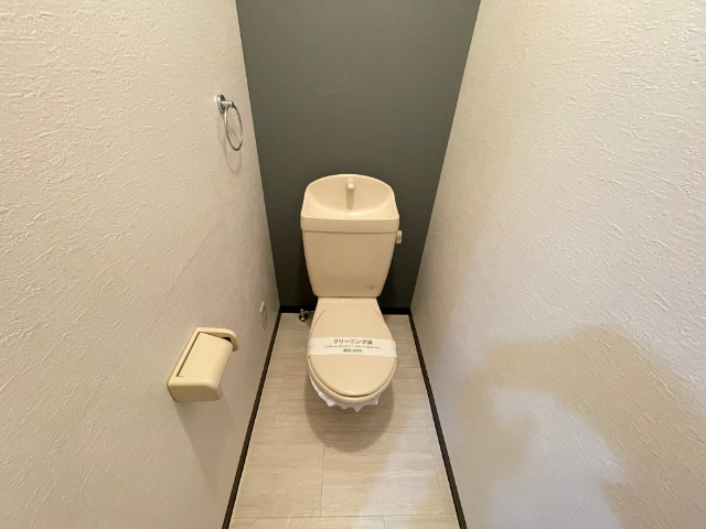 ����9