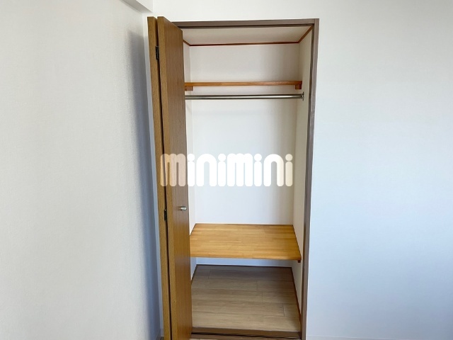 ����7