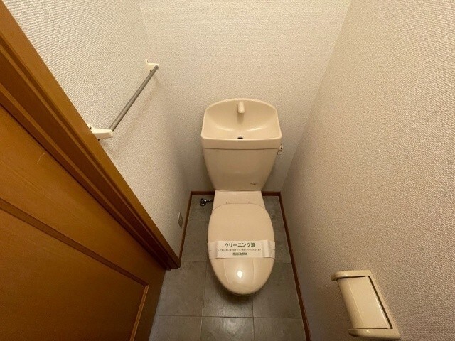 ����6