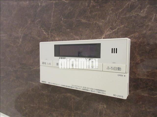 ����6