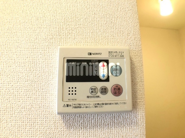 ����11