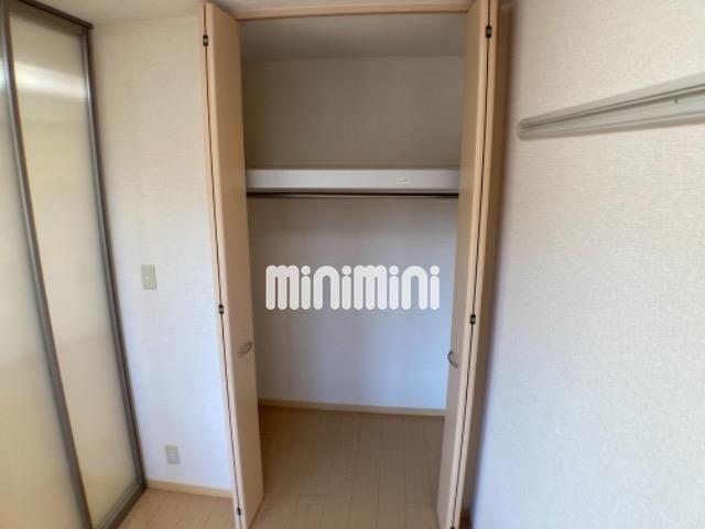 ����8