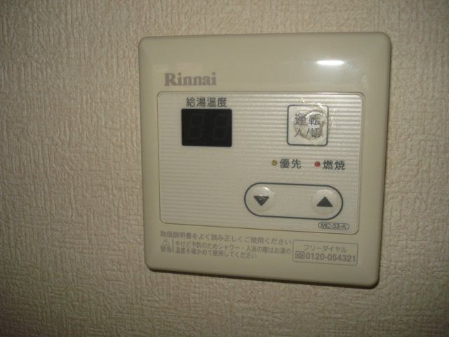 ����11