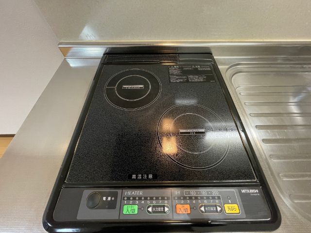 ����20