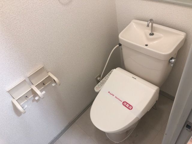 ����6