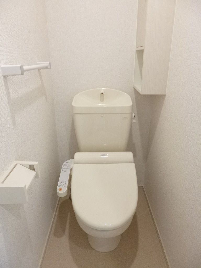 ����8
