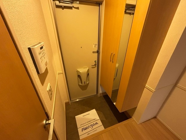 ����6