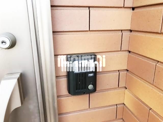 ����13