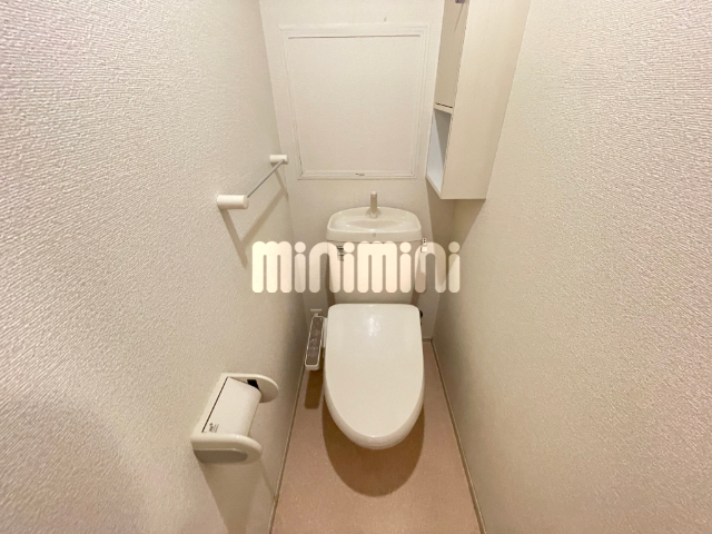 ����8