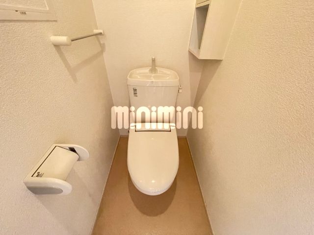 ����8