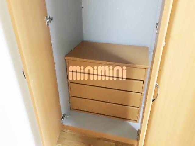 ����11