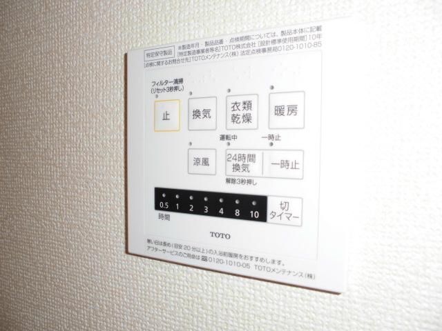 ����14