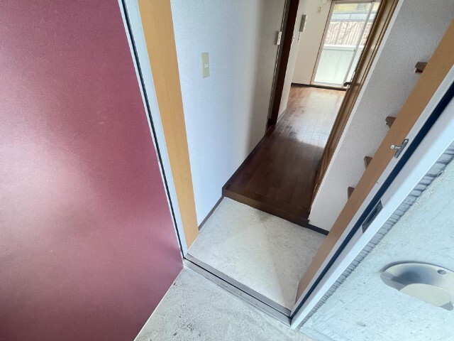 ����8