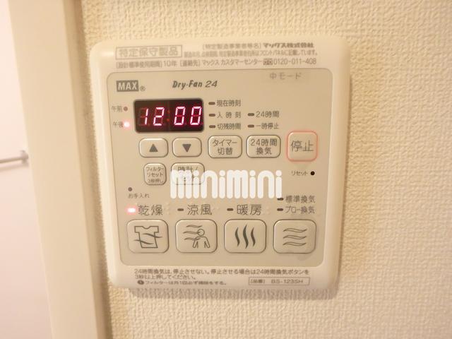 ����14
