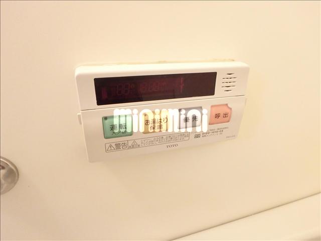 ����10