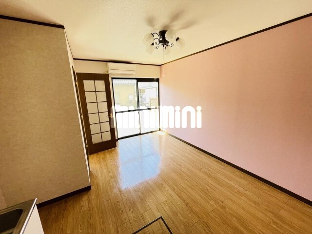 ����14