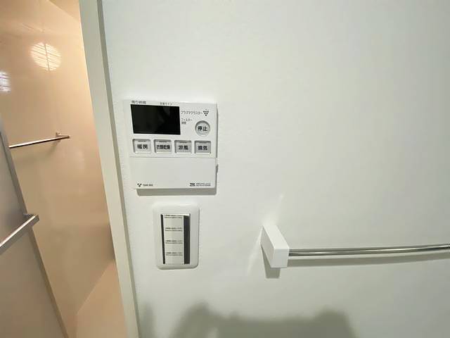 ����14