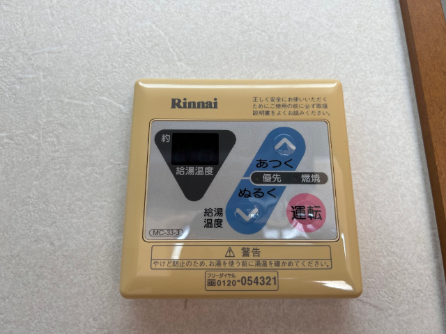 ����16