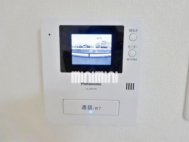 ����8
