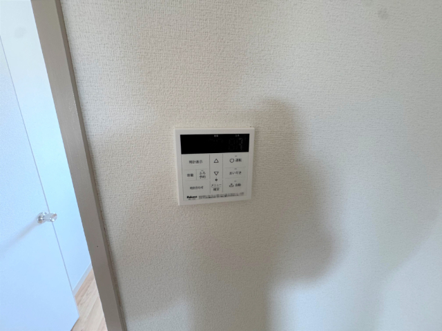 ����14