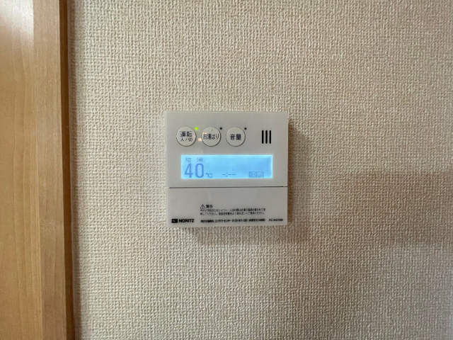 ����17