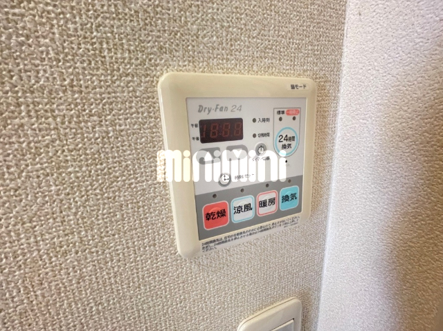 ����11