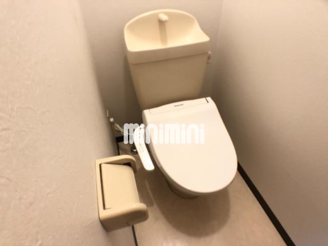 ����9