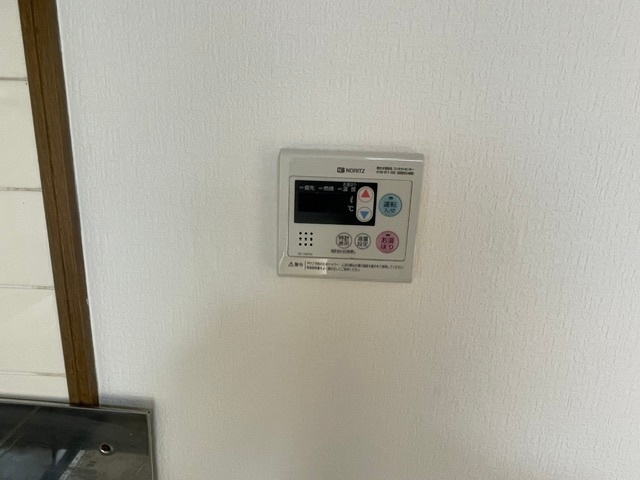 ����10