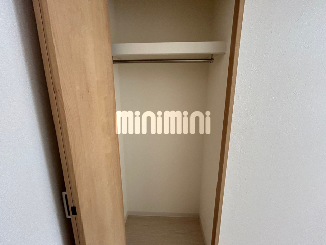 ����5