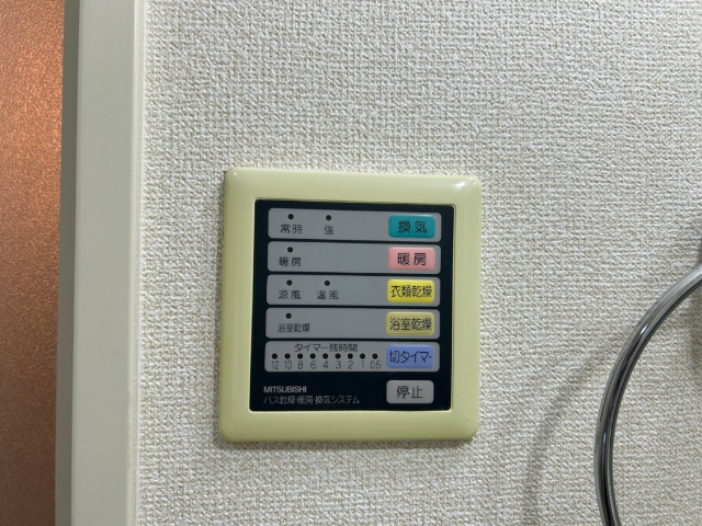 ����14