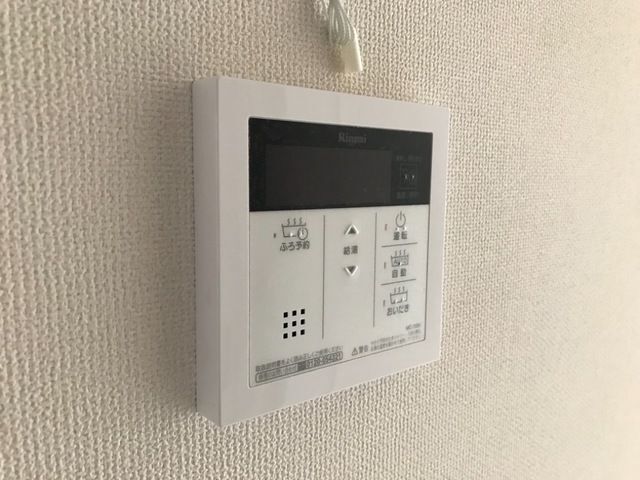 ����11
