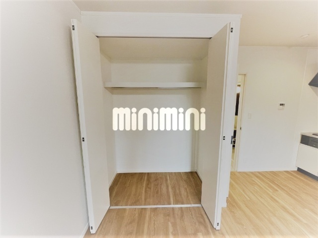 ����5