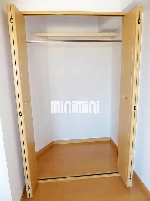 ����10