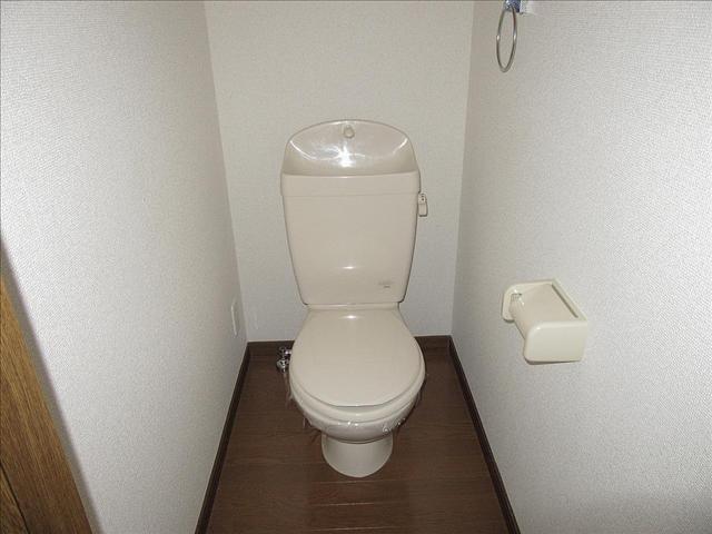 ����5