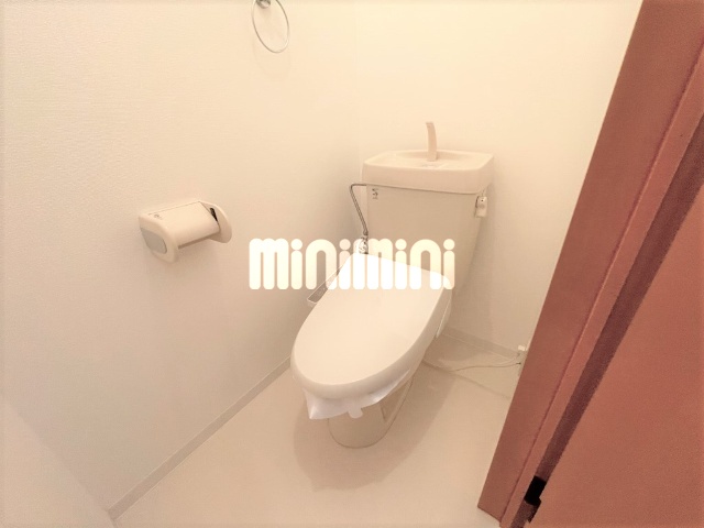 ����9
