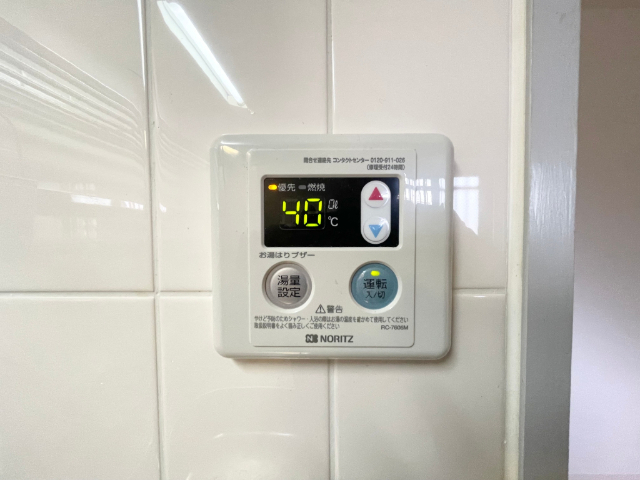 ����11