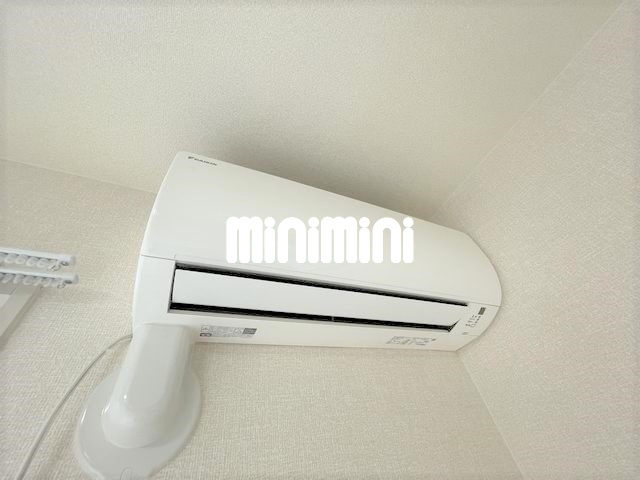 ����11