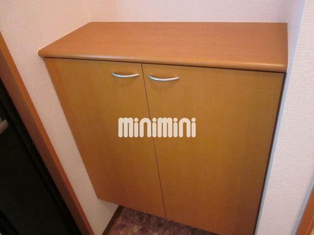 ����6