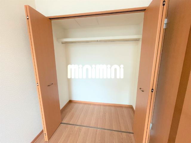 ����6