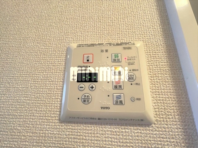 ����21
